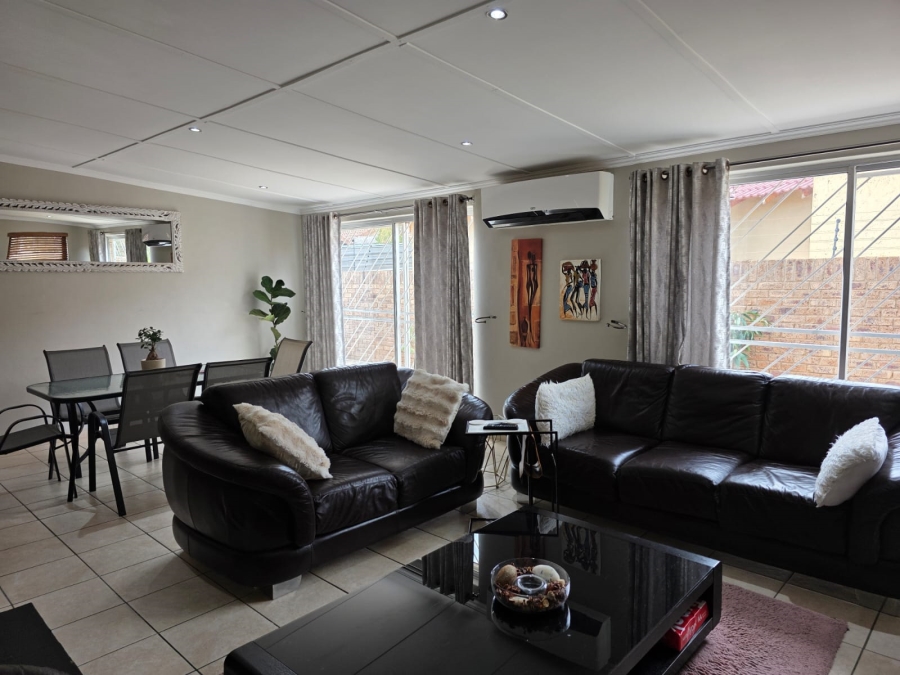 3 Bedroom Property for Sale in Carters Glen Northern Cape